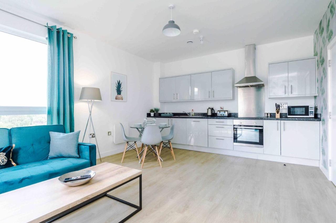 2 Bedroom Apartment Manchester Hosted By Mcr Dens Exterior photo